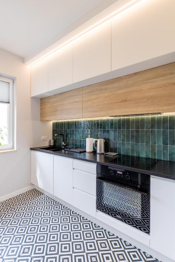 Bielany Apart Joanny Obok Metra Warschau Exterior foto